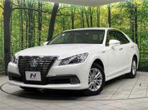 2015 Toyota Crown Hybrid