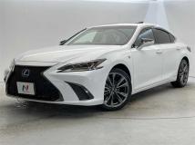 2019 Lexus ES