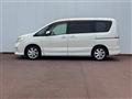 2011 Nissan Serena