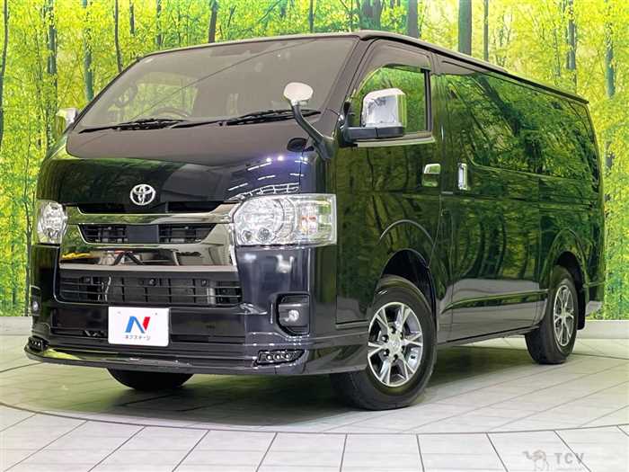 2022 Toyota Hiace Van