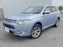 2013 Mitsubishi OUTLANDER PHEV