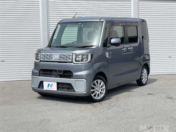 2015 Daihatsu WAKE