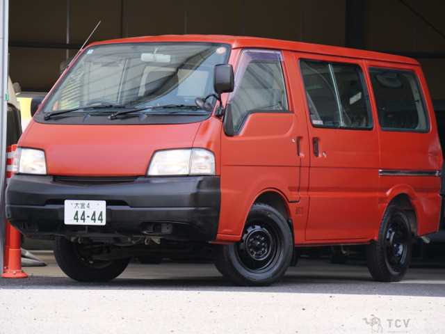 2005 Mitsubishi Delica Van
