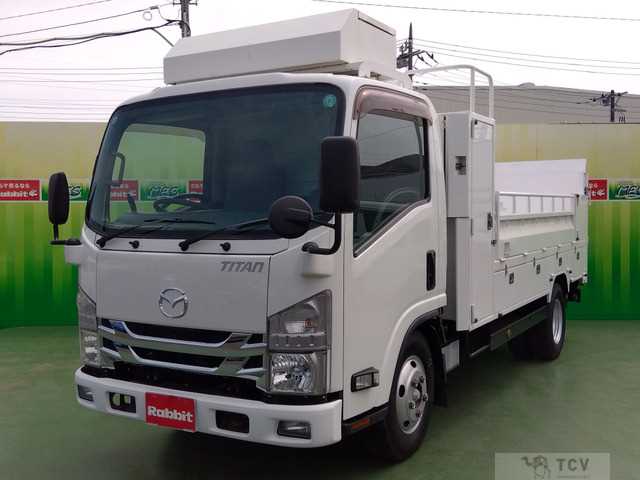 2016 Mazda Titan