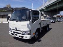 2022 Hino Dutro