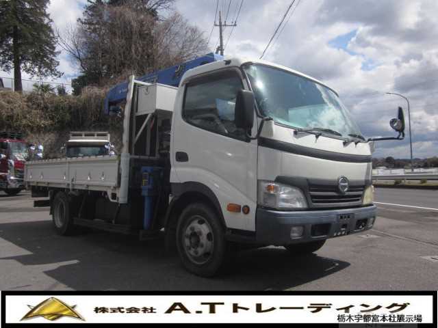 2009 Hino Dutro