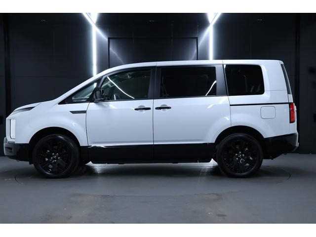 Mitsubishi Delica D5 2025 — фото 10 купить в Москве