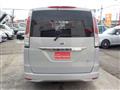 2012 Nissan Serena