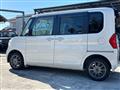 2016 Daihatsu Tanto