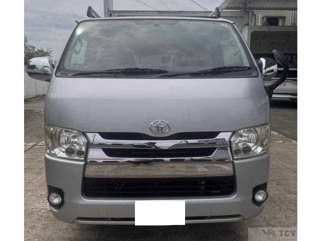 2015 Toyota Hiace Van