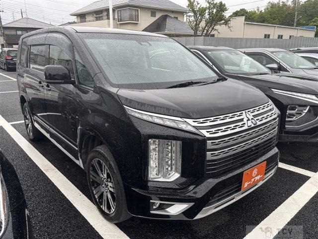 2020 Mitsubishi Delica D5