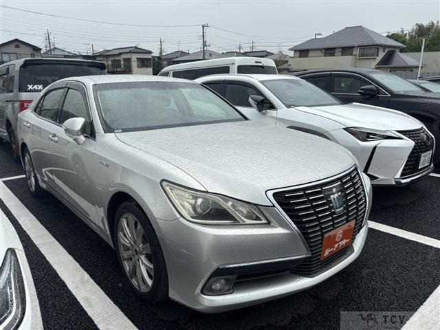 2013 Toyota Crown