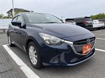 2016 Mazda Demio