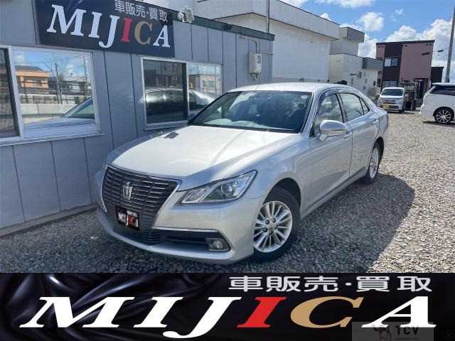 2014 Toyota Crown
