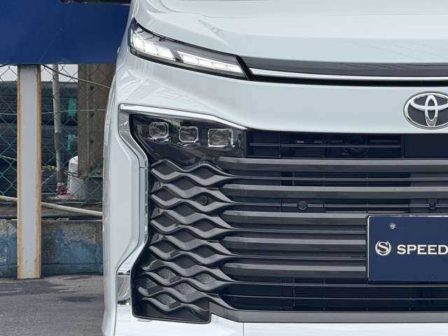 Toyota Voxy 2026 — фото 11 купить в Москве