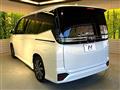 2022 Toyota Voxy