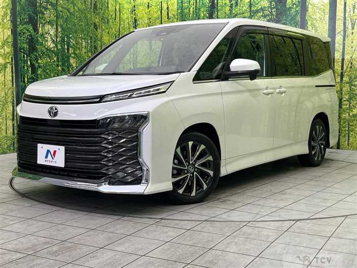 2022 Toyota Voxy