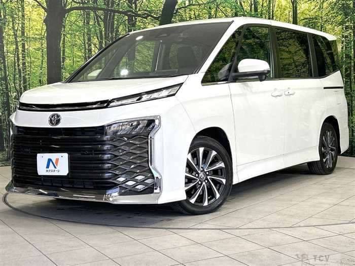 2023 Toyota Voxy