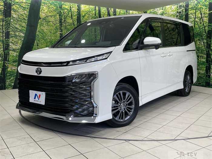 2023 Toyota Voxy