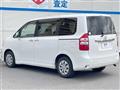 2011 Toyota Noah