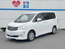 2011 Toyota Noah