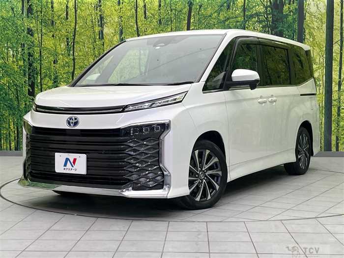 2023 Toyota Voxy