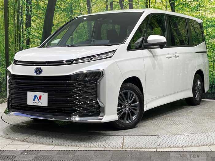 2024 Toyota Voxy