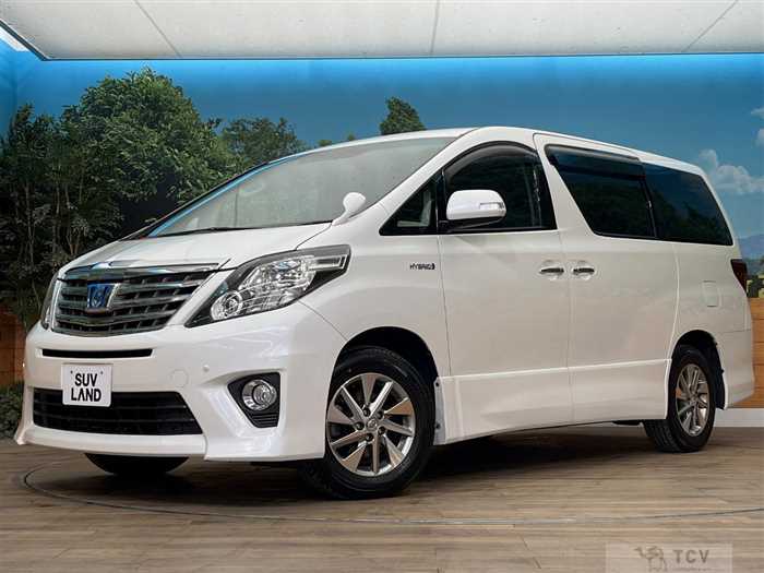 2013 Toyota Alphard Hybrid