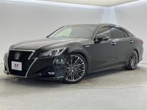 2016 Toyota Crown Hybrid