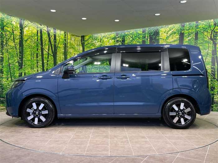 Honda Freed 2025 — фото 11 купить в Москве