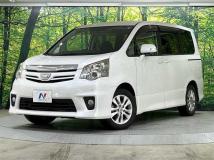 2013 Toyota Noah