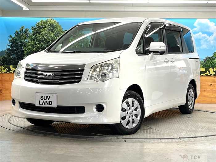2013 Toyota Noah