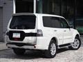 2016 Mitsubishi Pajero