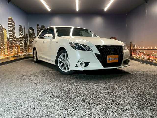 2014 Toyota Crown Athlete Series