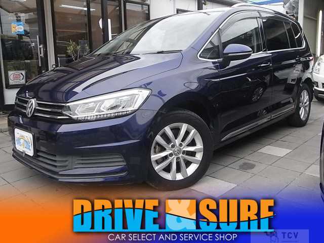 2017 Volkswagen Golf Touran