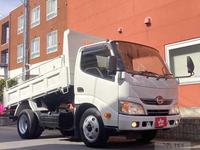 2014 Hino Dutro