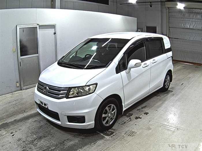 2013 Honda Freed Spike