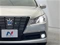 2013 Toyota Crown Hybrid