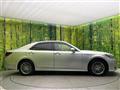 2016 Toyota Crown Hybrid