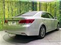 2016 Toyota Crown Hybrid