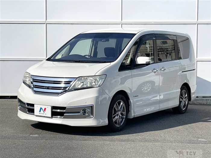 2013 Nissan Serena
