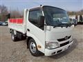 2013 Hino Dutro