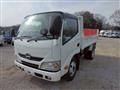 2013 Hino Dutro