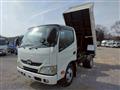 2013 Hino Dutro