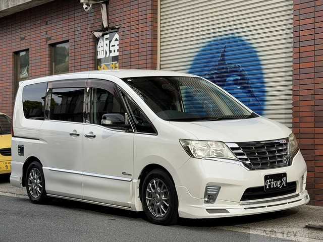 2011 Nissan Serena