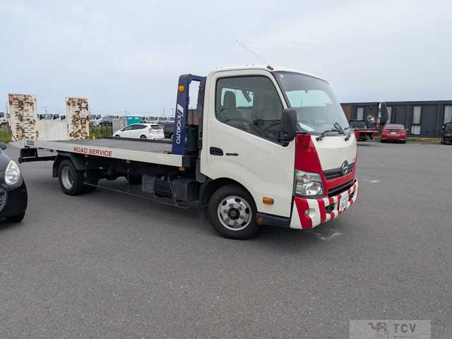 2015 Hino Dutro