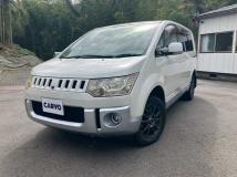 2009 Mitsubishi Delica D5