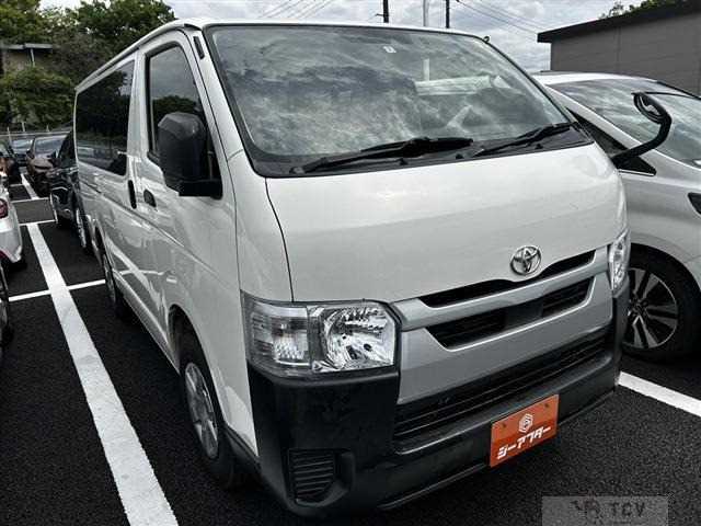 2022 Toyota Hiace Van