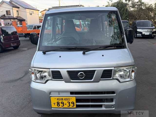2013 Nissan Clipper Van