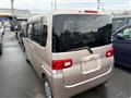 2009 Daihatsu Tanto